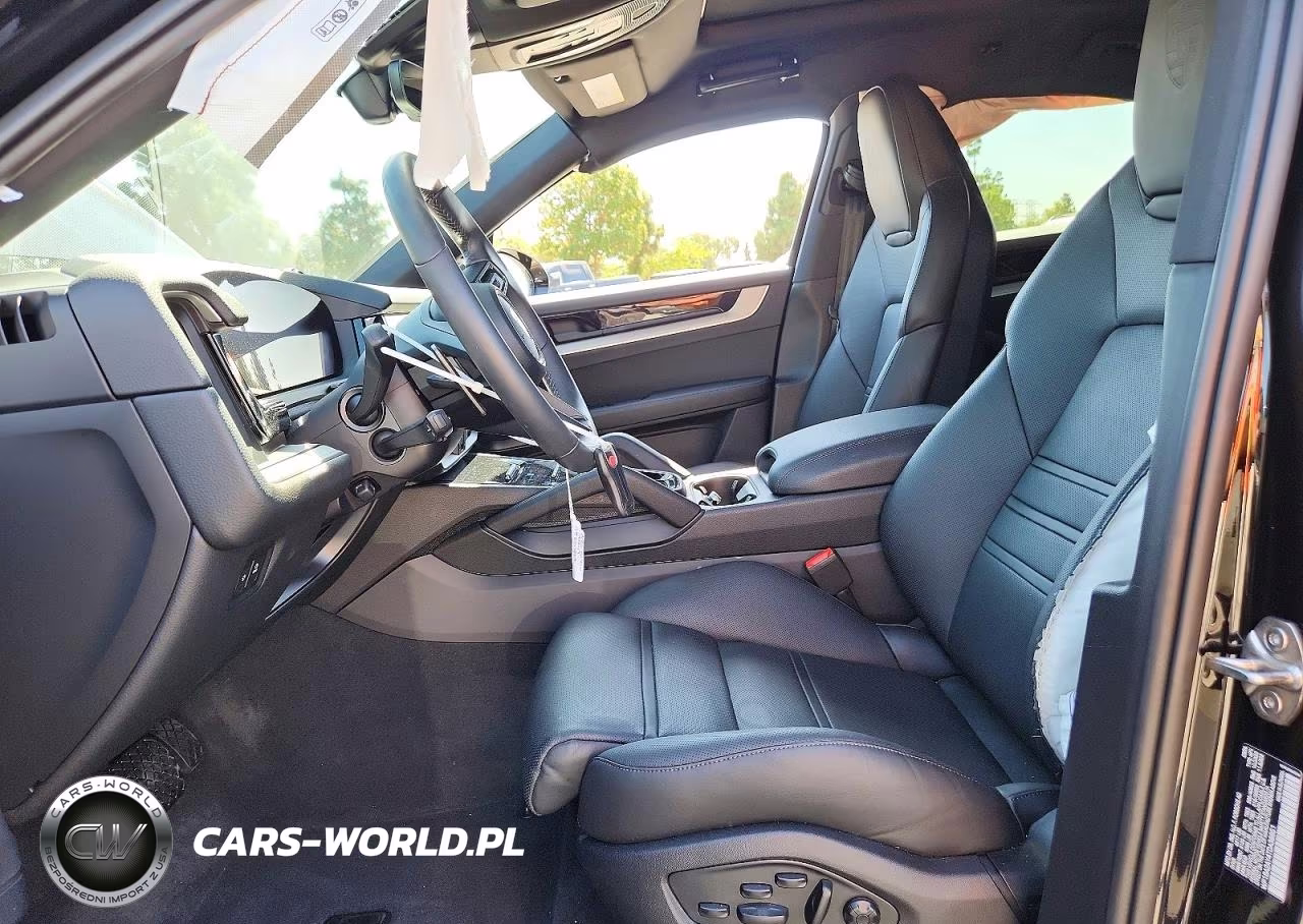 2026 Porsche Cayenne Coupe VIN:WP1BA2AY4TDA38851 - 7