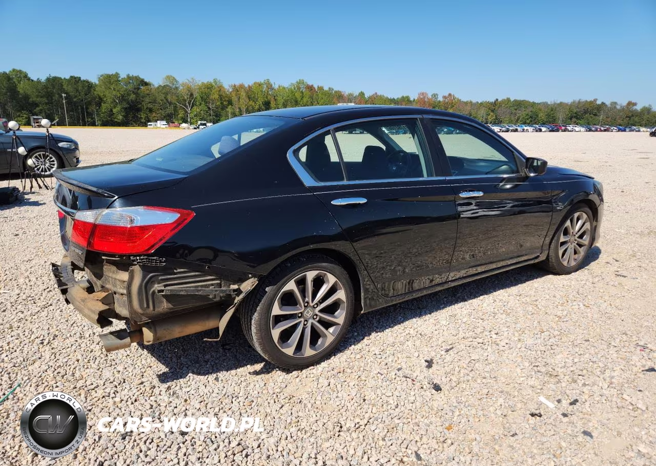 2015 Honda Accord Sport VIN:1HGCR2F5XFA041080 - 3