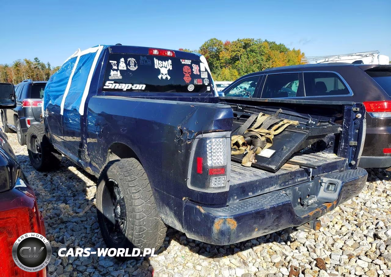 2018 Ram 1500 St VIN:1C6RR7FG0JS221492 - 2