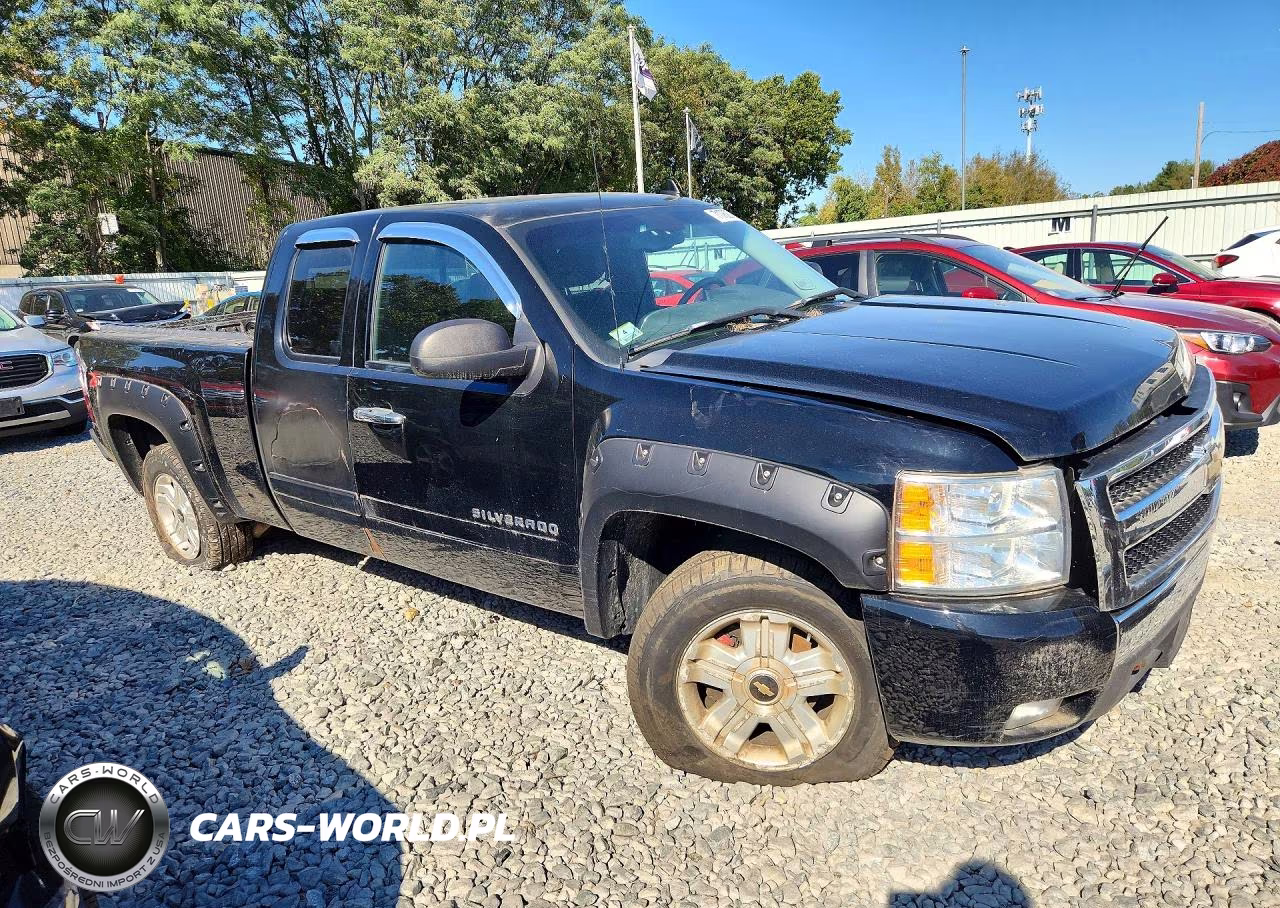 2008 Chevrolet Silverado K1500 VIN:2GCEK19J381249071 - 4