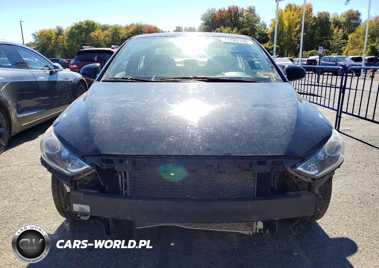 2018 Hyundai Elantra Sel VIN:5NPD84LF1JH339808 - 5