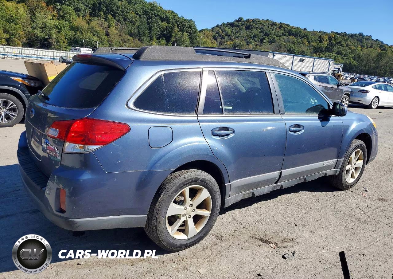 2013 Subaru Outback 2.5I Premium VIN:4S4BRBCC7D3268589 - 3
