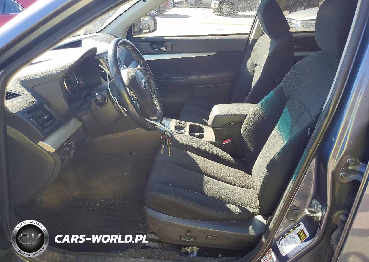 2013 Subaru Outback 2.5I Premium VIN:4S4BRBCC7D3268589 - 7