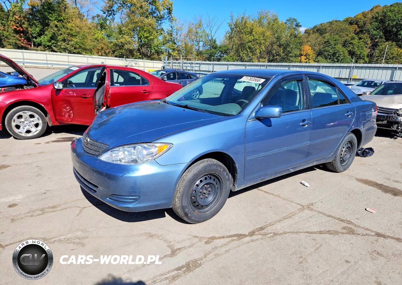 2004 Toyota Camry Le VIN:4T1BE32K24U879599 - 1