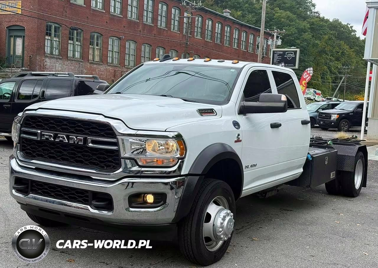 2022 Ram 5500 VIN:3C7WRNFL4NG329109 - 1