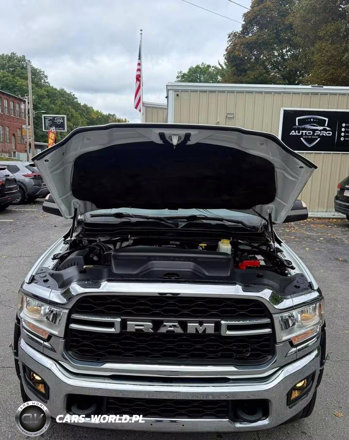 2022 Ram 5500 VIN:3C7WRNFL4NG329109 - 6