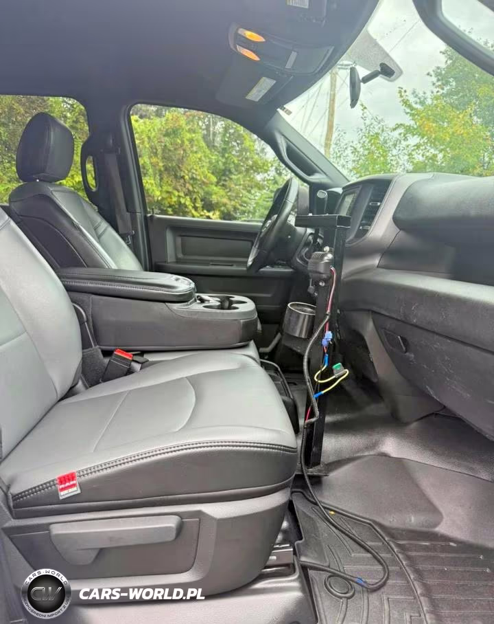 2022 Ram 5500 VIN:3C7WRNFL4NG329109 - 7