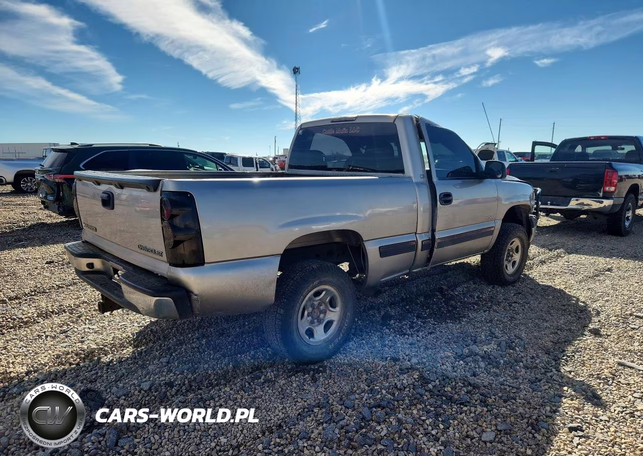 2000 Chevrolet Silverado C1500 VIN:1GCEC14W7YZ196947 - 3