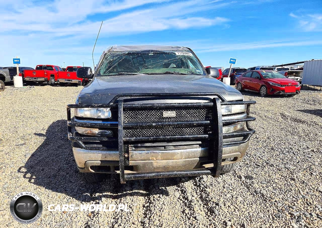 2000 Chevrolet Silverado C1500 VIN:1GCEC14W7YZ196947 - 5