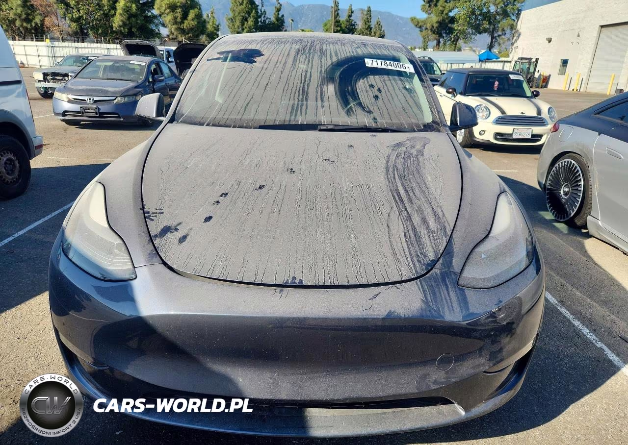 2023 Tesla Model Y VIN:7SAYGDEE1PF907705 - 5