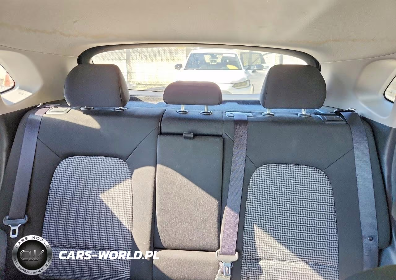 2018 Hyundai Kona Sel VIN:KM8K22AA4JU114370 - 10