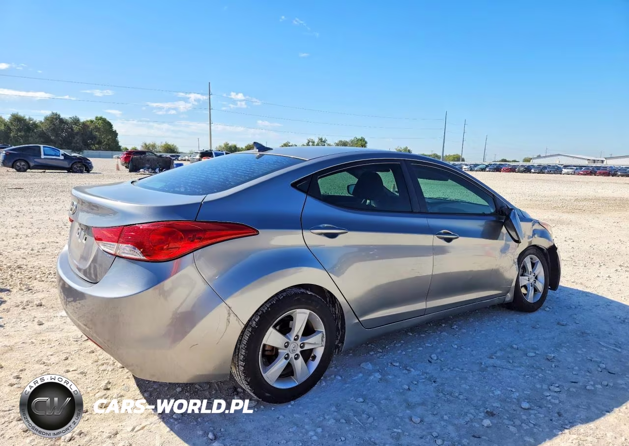 2012 Hyundai Elantra Gls VIN:KMHDH4AE8CU370956 - 3