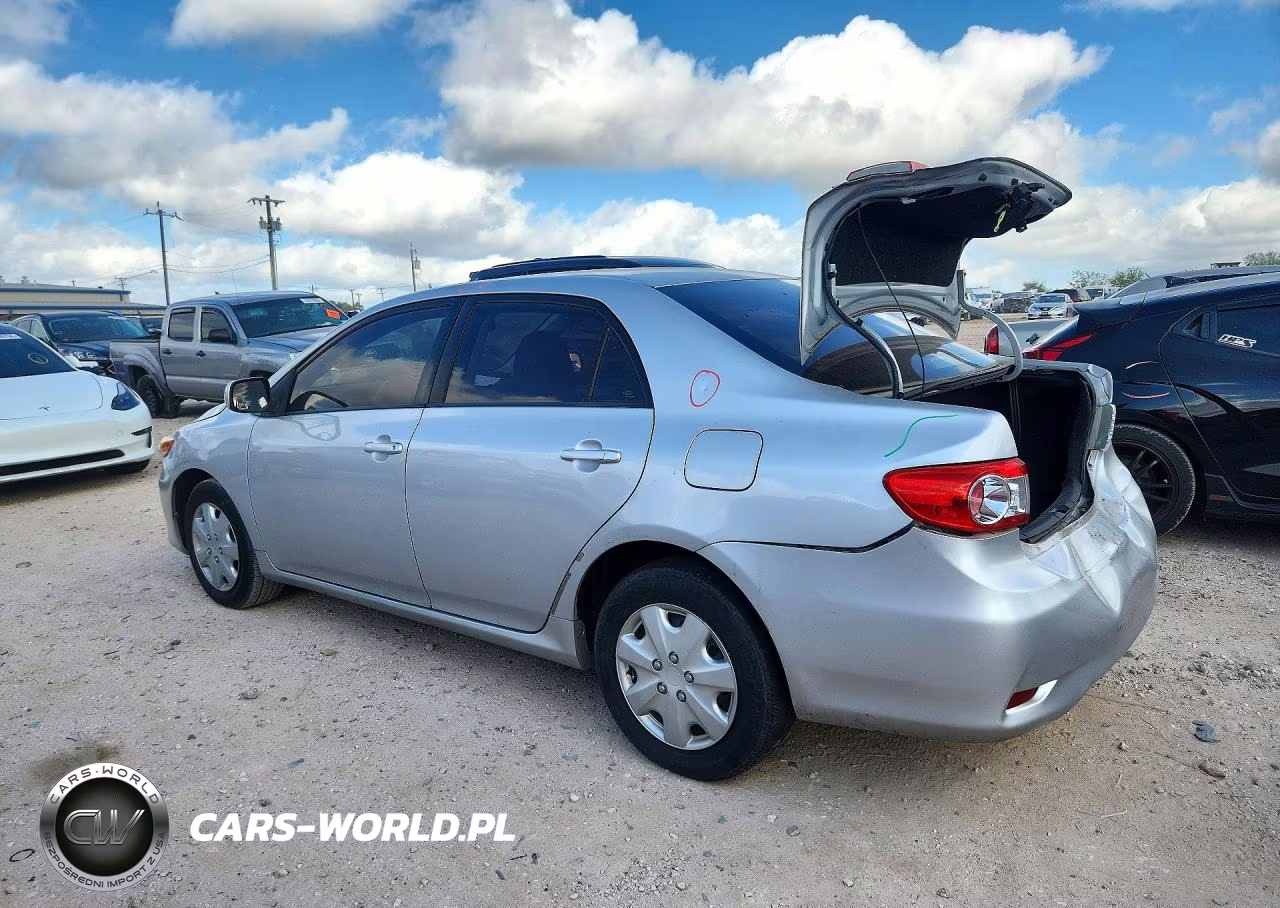 2011 Toyota Corolla Le VIN:2T1BU4EE2BC537602 - 2
