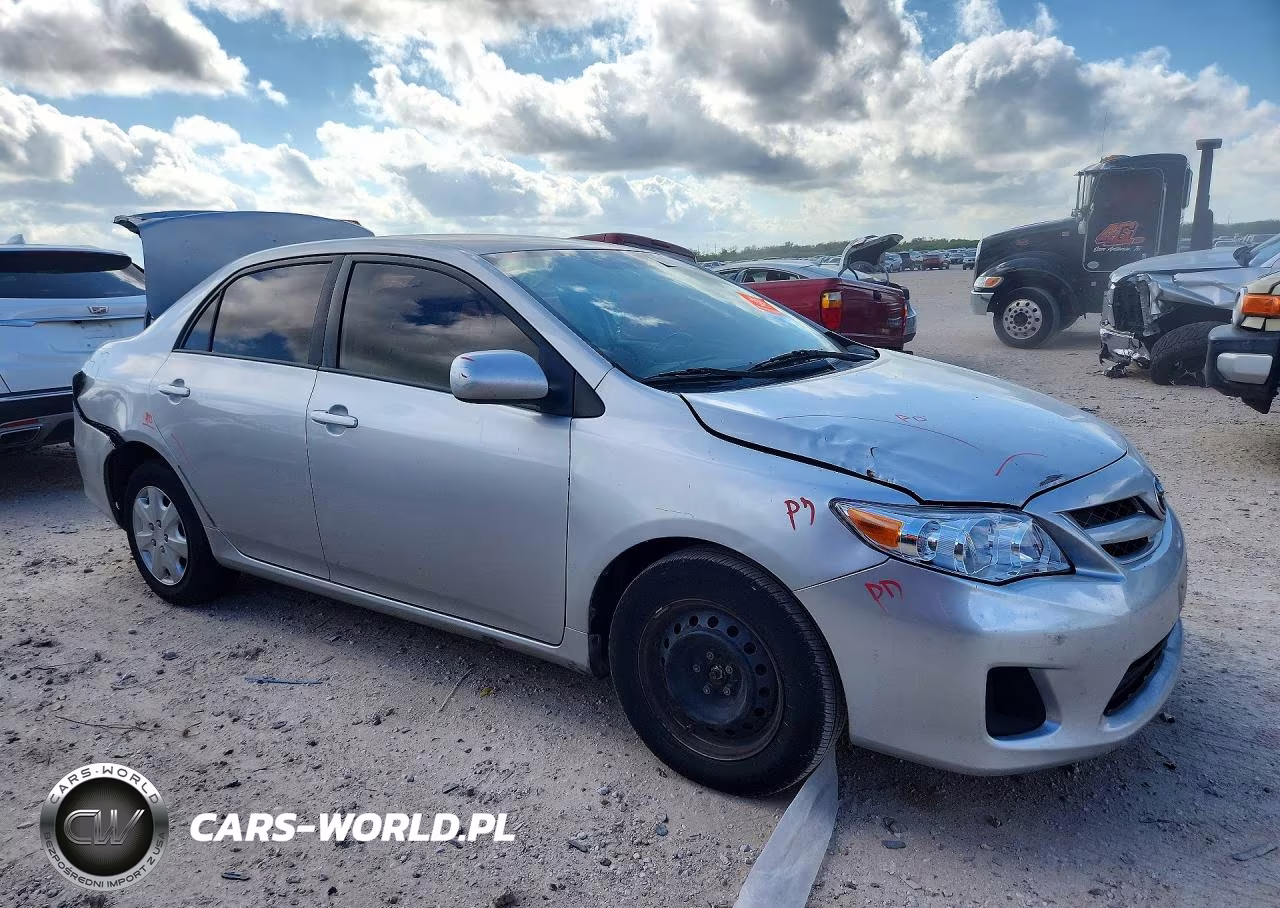 2011 Toyota Corolla Le VIN:2T1BU4EE2BC537602 - 4