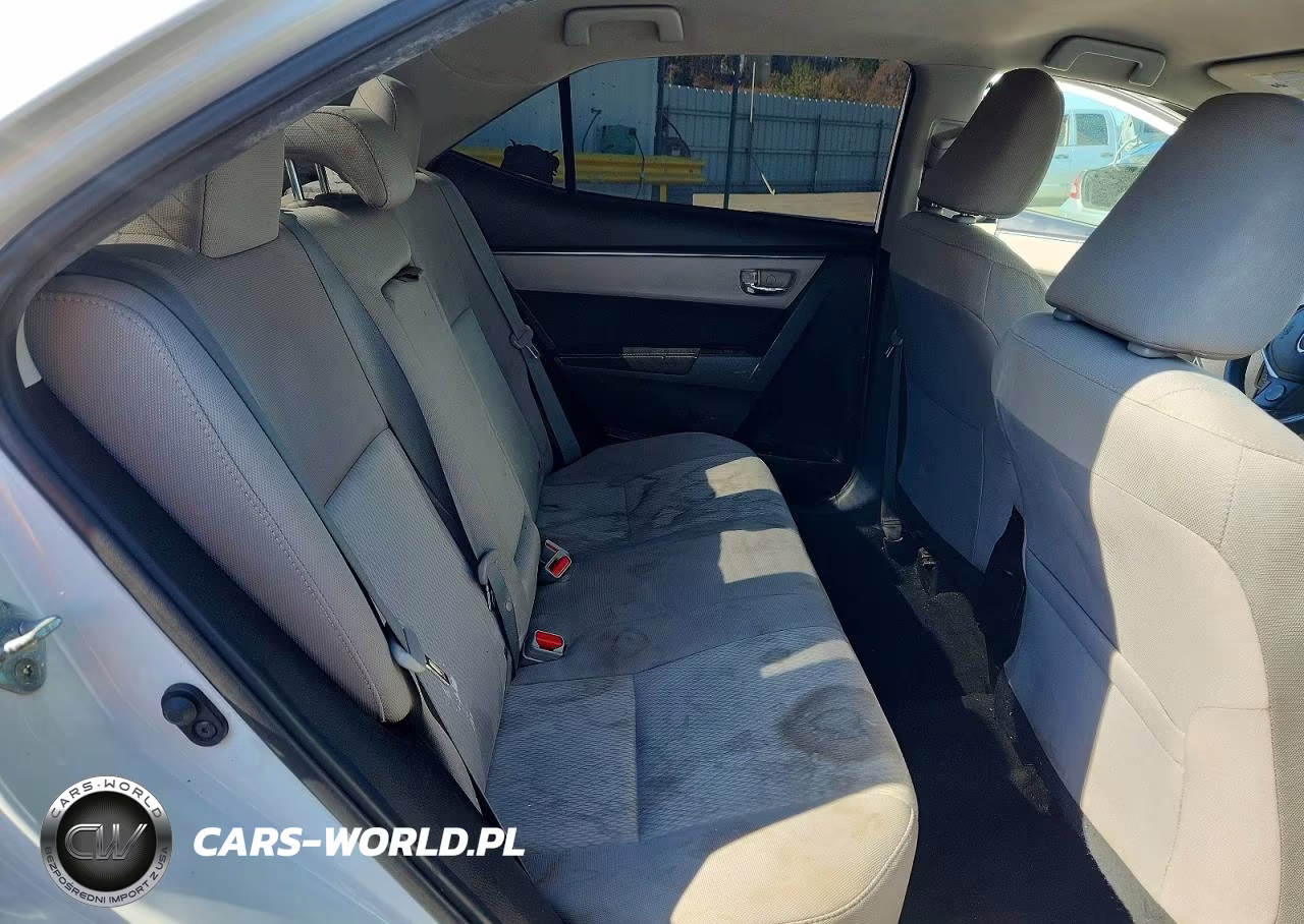 2016 Toyota Corolla Le VIN:5YFBURHE0GP467422 - 10