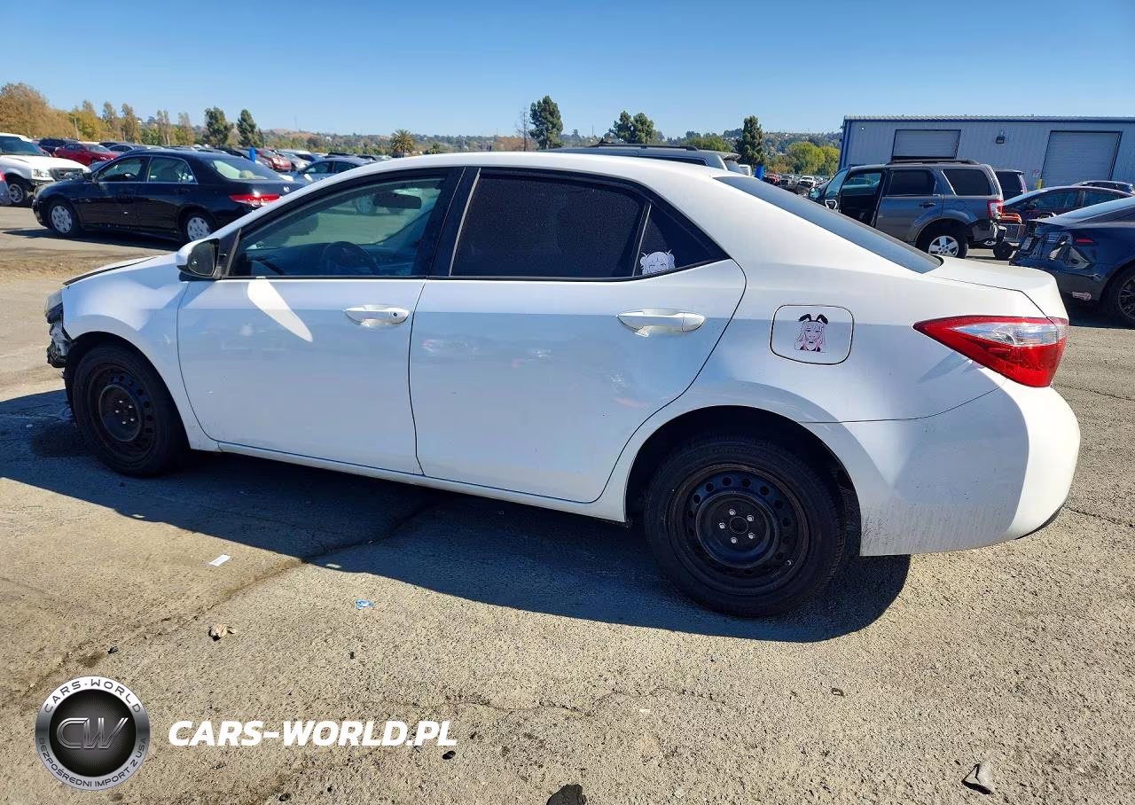 2016 Toyota Corolla Le VIN:5YFBURHE0GP467422 - 2