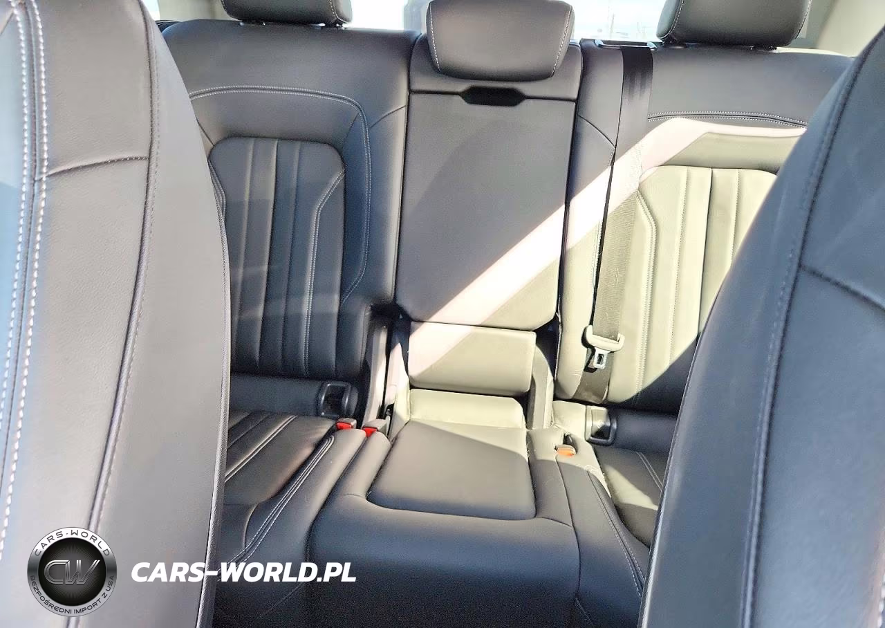 2023 Audi Q5 Premium 40 VIN:WA1ABAFY3P2042589 - 10