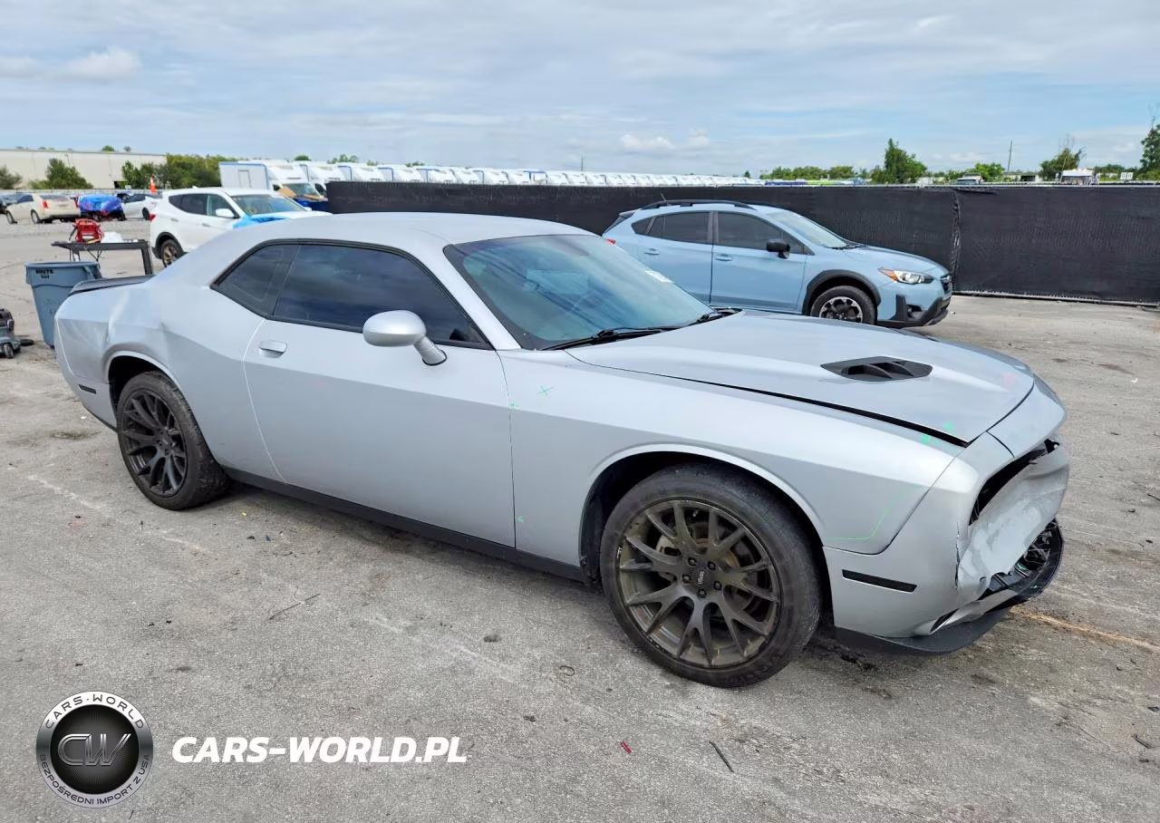 2023 Dodge Challenger Sxt VIN:2C3CDZAG9PH553466 - 4