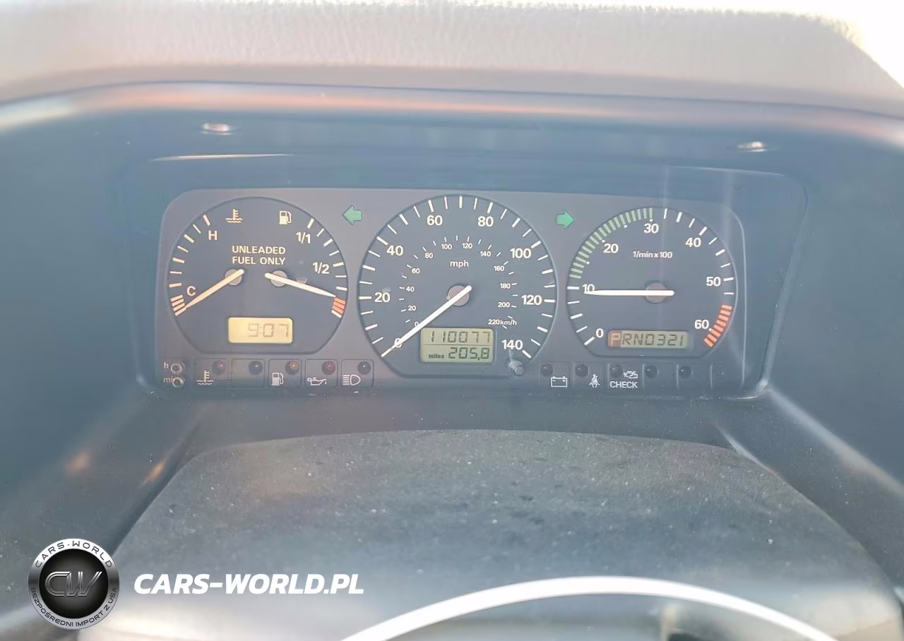 1999 Volkswagen Eurovan Camper VIN:WV2EH2704XH035105 - 9
