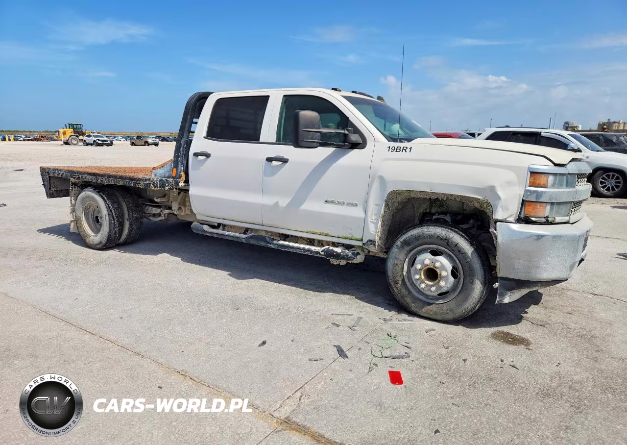 2019 Chevrolet Silverado C3500 VIN:1GB4CVCG4KF171885 - 4