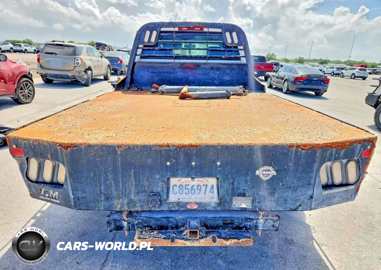 2019 Chevrolet Silverado C3500 VIN:1GB4CVCG4KF171885 - 6