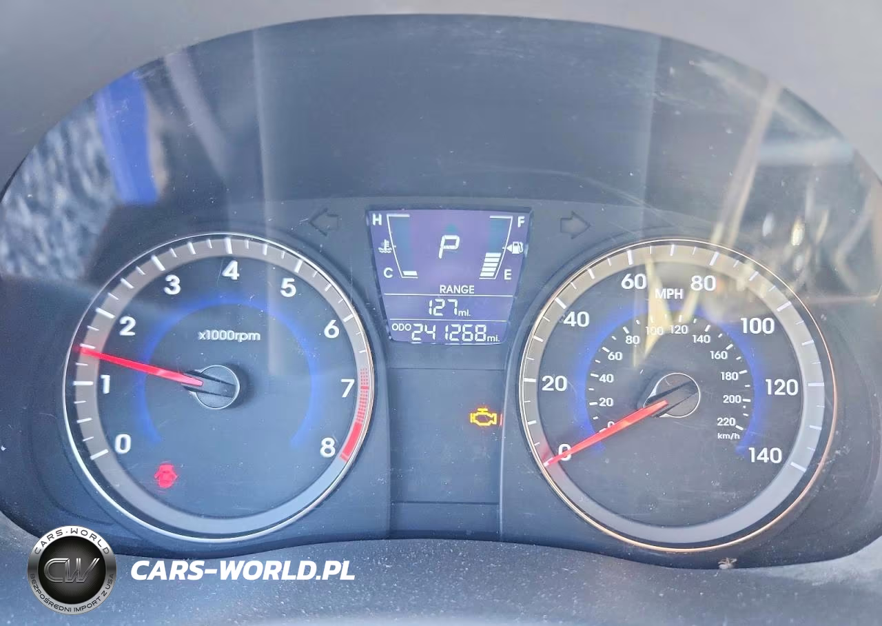 2012 Hyundai Accent Gls VIN:KMHCU4AE6CU181293 - 9