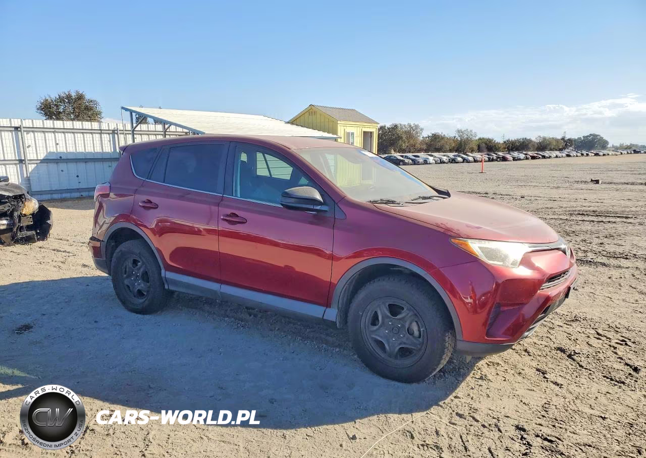 2018 Toyota Rav4 Le VIN:2T3ZFREV4JW451783 - 4