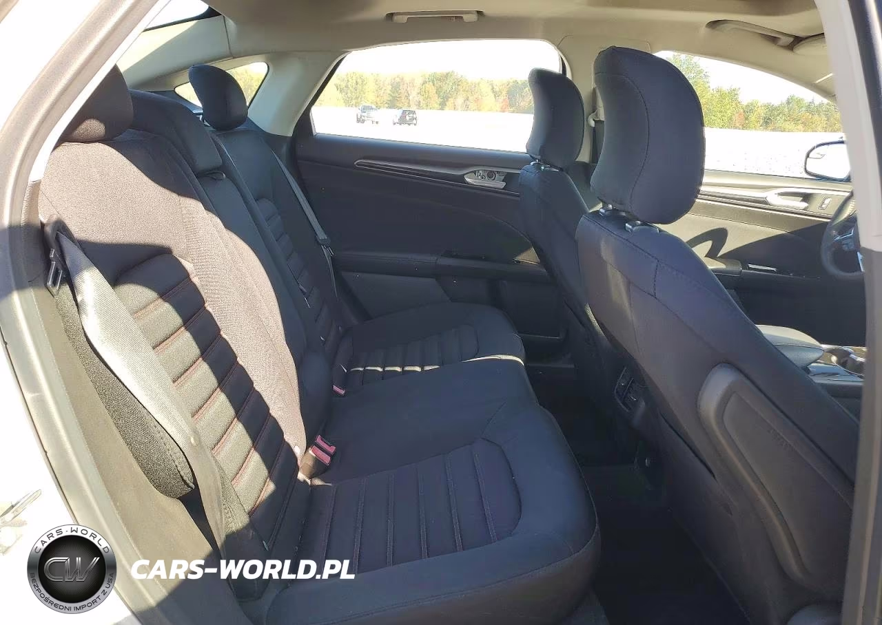 2016 Ford Fusion Se VIN:3FA6P0H76GR379089 - 10