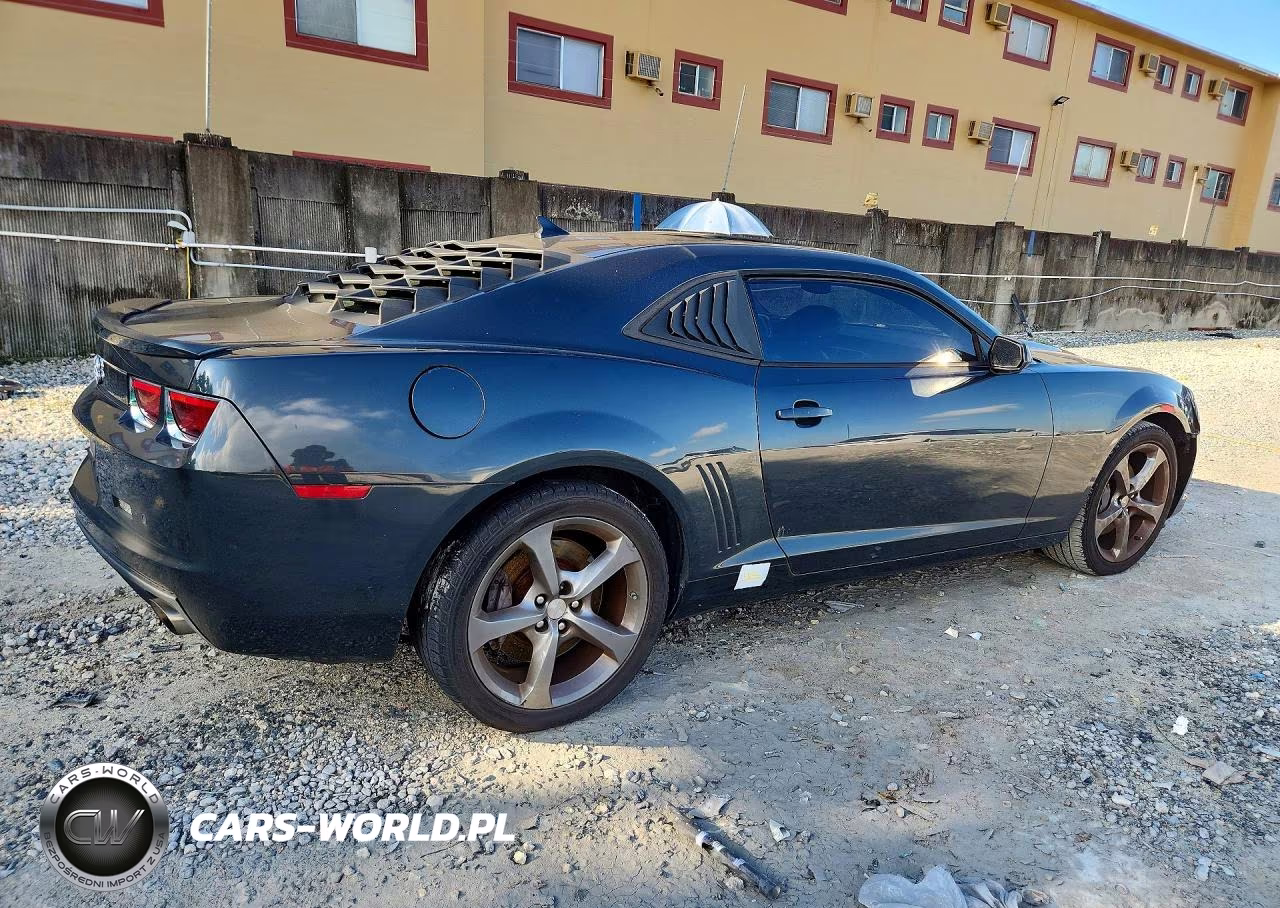 2013 Chevrolet Camaro 2Ss VIN:2G1FK1EJ3D9105518 - 3