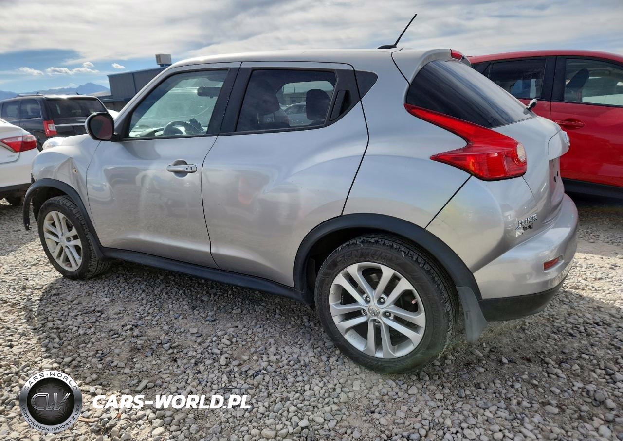 2011 Nissan Juke S VIN:JN8AF5MV7BT008978 - 2
