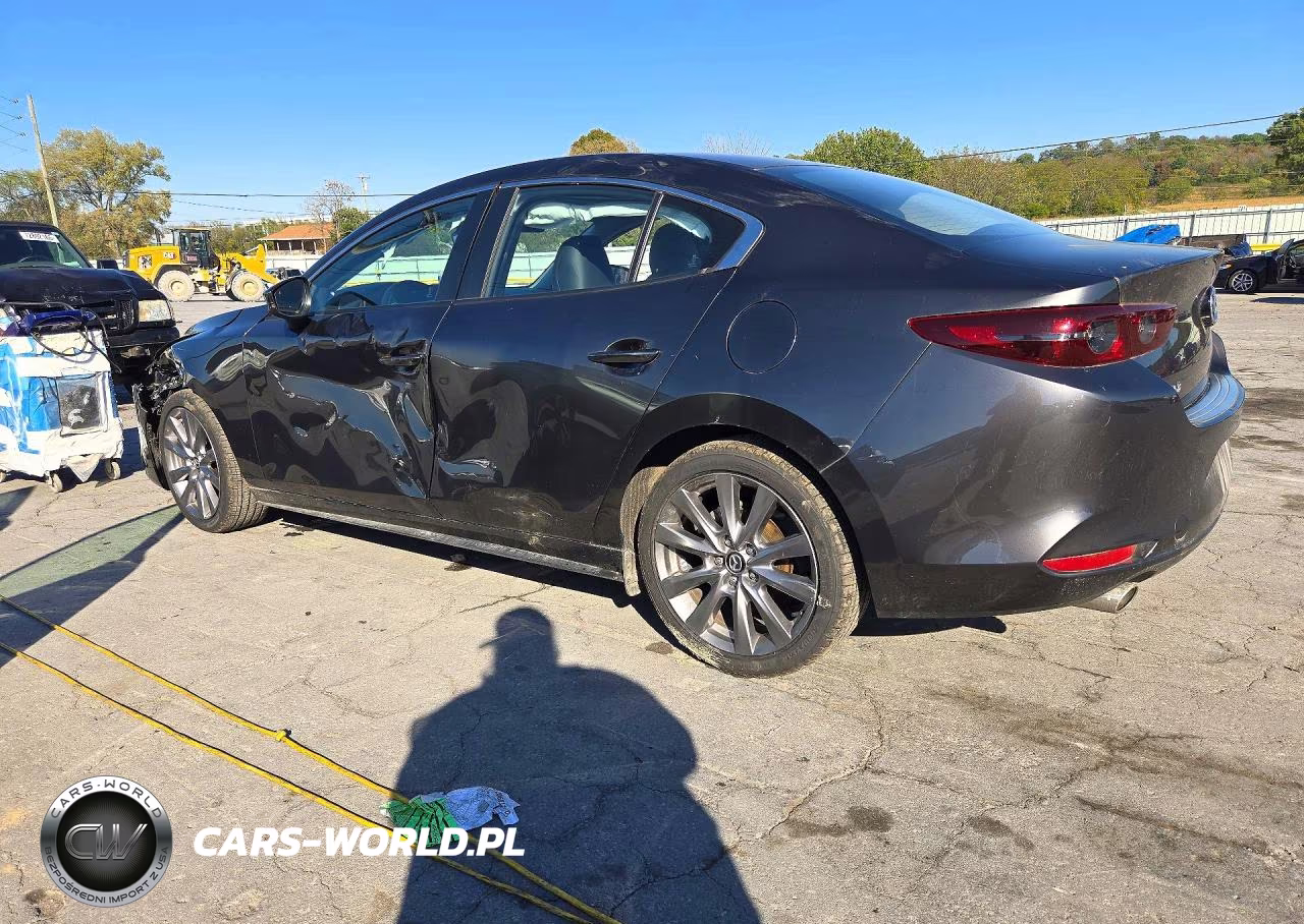 2021 Mazda 3 Preferred VIN:JM1BPBCLXM1330086 - 2