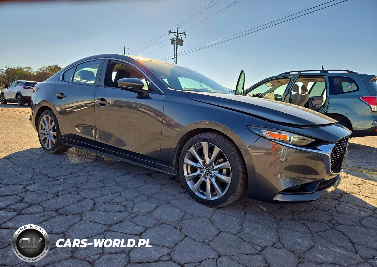 2021 Mazda 3 Preferred VIN:JM1BPBCLXM1330086 - 4