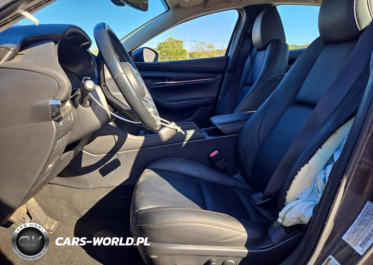 2021 Mazda 3 Preferred VIN:JM1BPBCLXM1330086 - 7