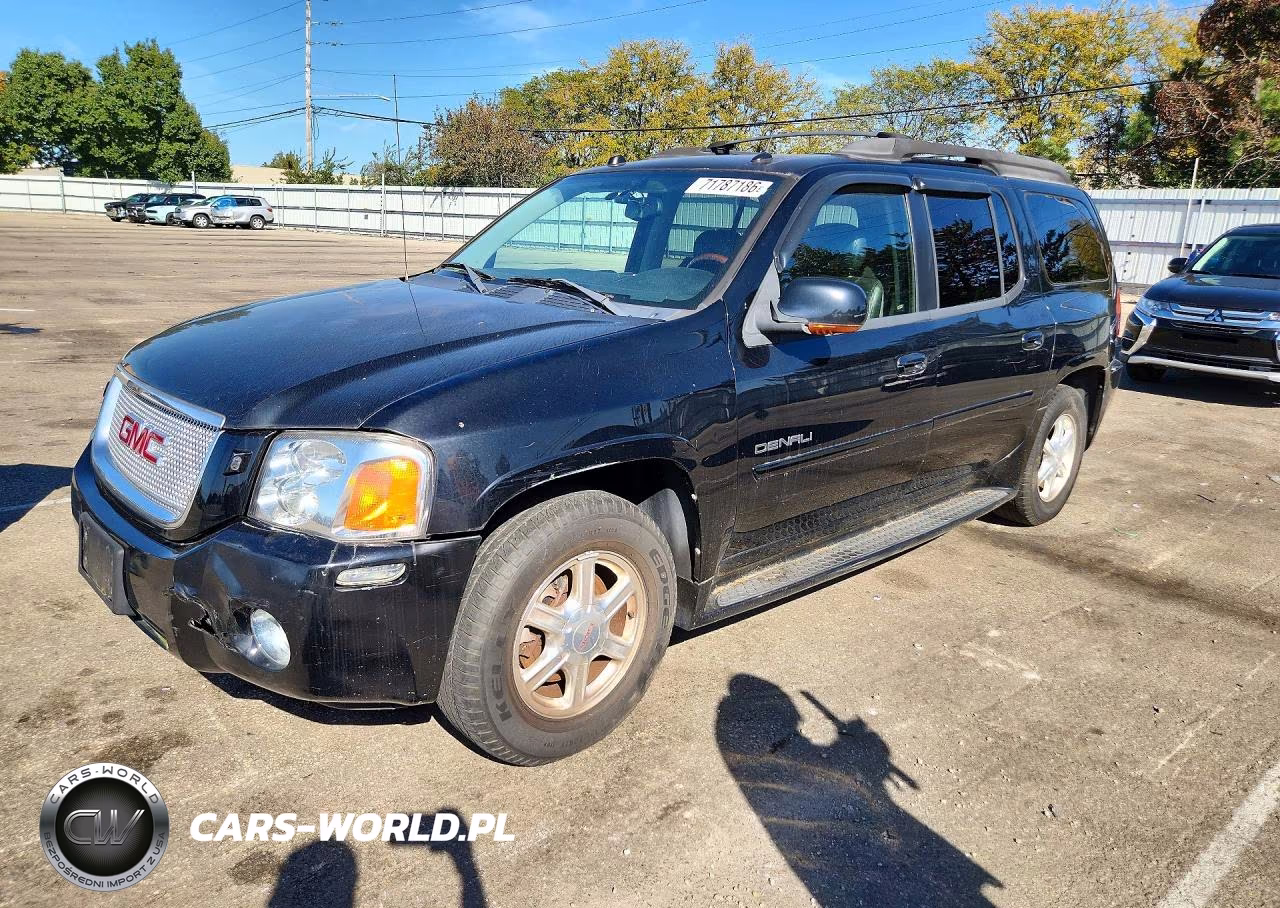 2005 GMC Envoy Denali Xl