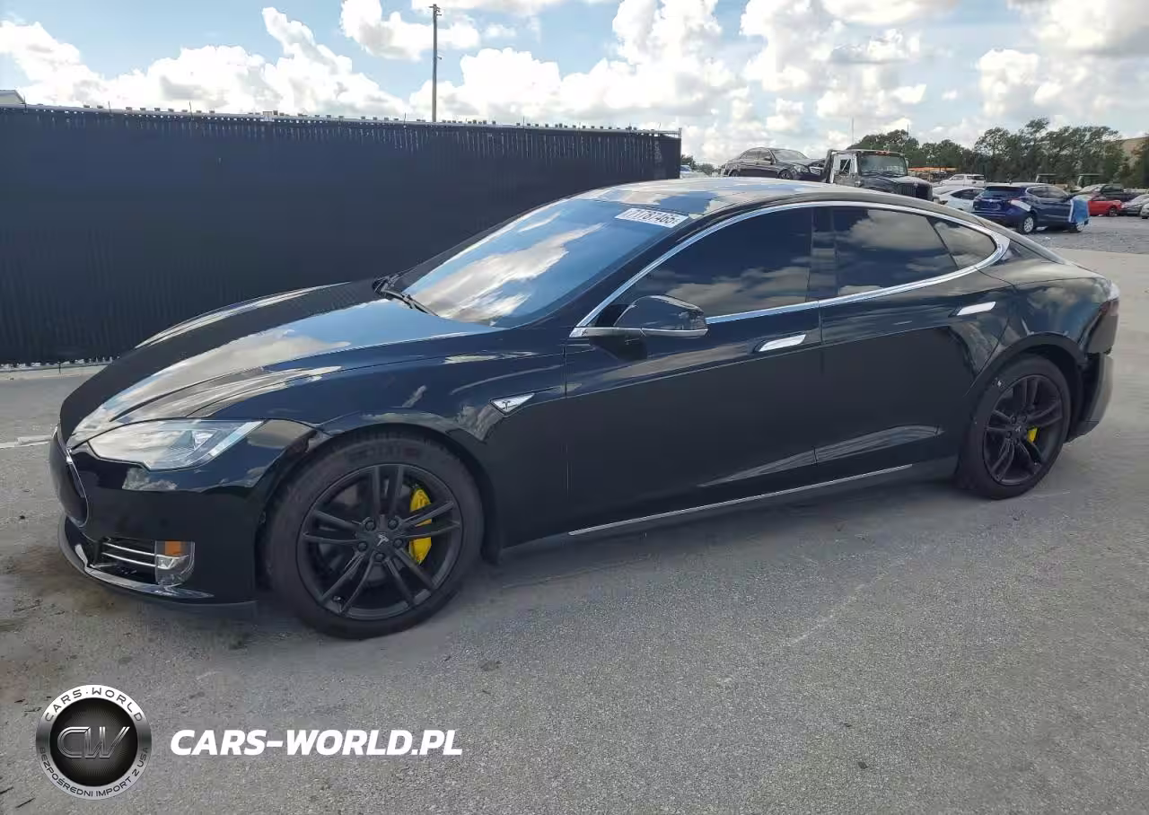 2015 Tesla Model S