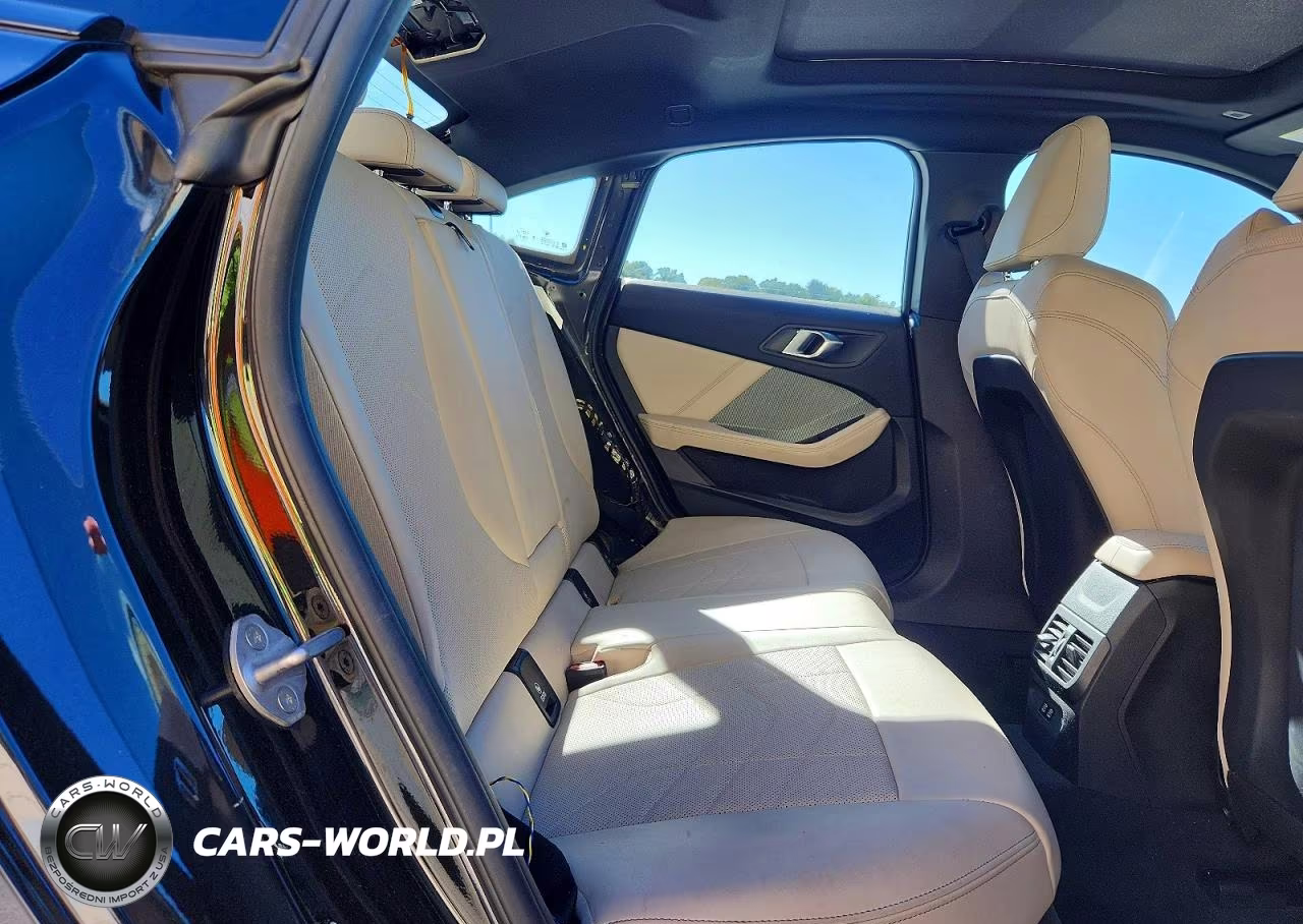 2025 BMW 228Xi VIN:WBA23GG08S7S52049 - 10
