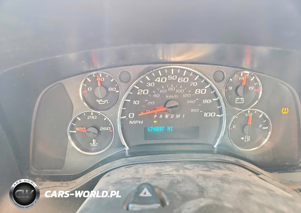 2013 Chevrolet Express 2500 Cargo Delivery Van VIN:1GCWGGCA9D1155889 - 9