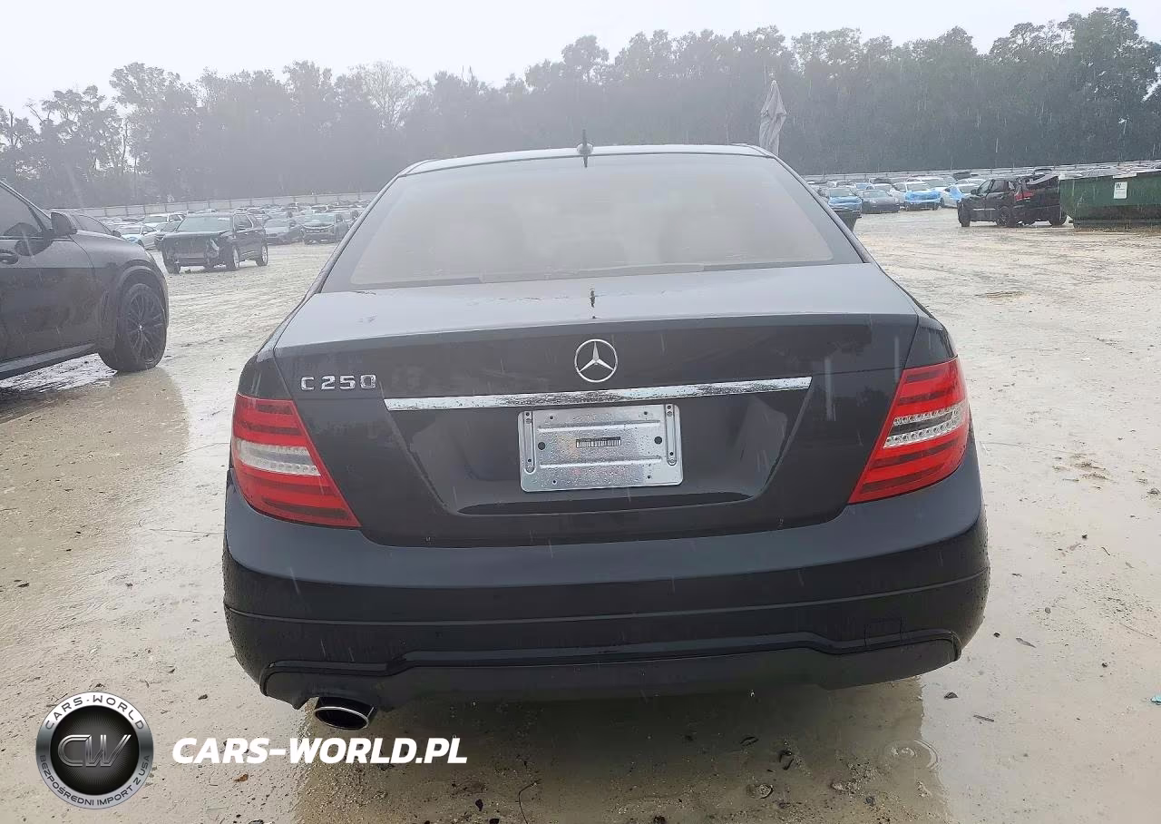 2014 Mercedes-Benz C 250 VIN:WDDGF4HB7EA932360 - 6
