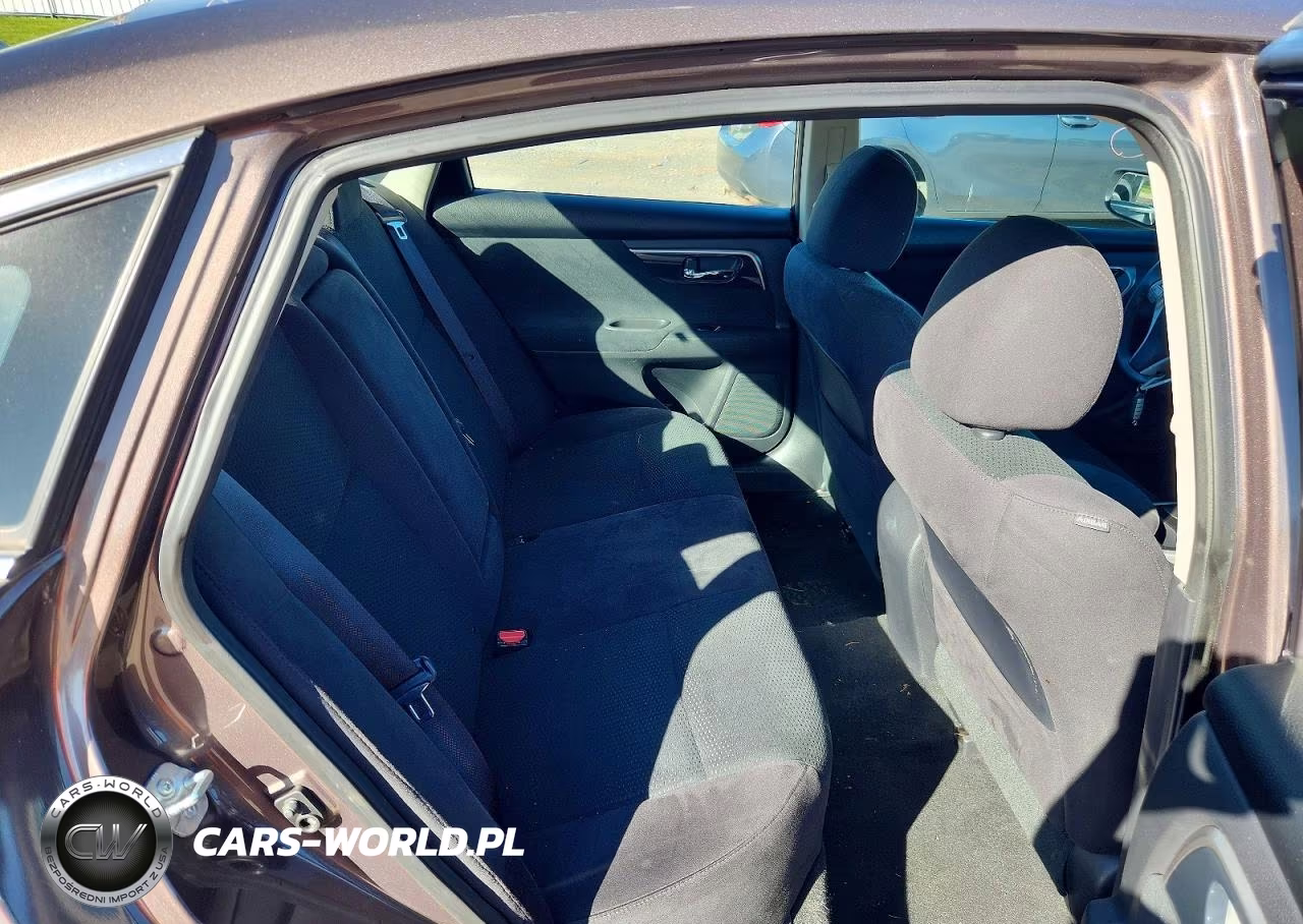 2014 Nissan Altima 2.5 S VIN:1N4AL3AP2EC120418 - 10