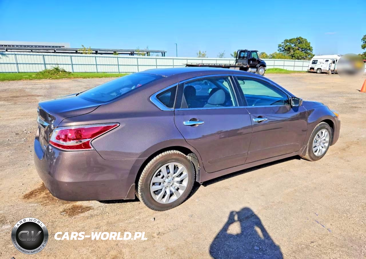 2014 Nissan Altima 2.5 S VIN:1N4AL3AP2EC120418 - 3