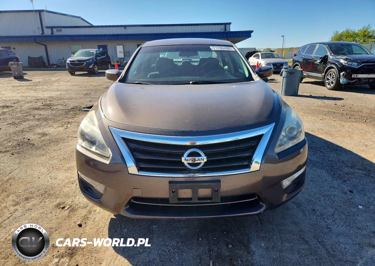 2014 Nissan Altima 2.5 S VIN:1N4AL3AP2EC120418 - 5