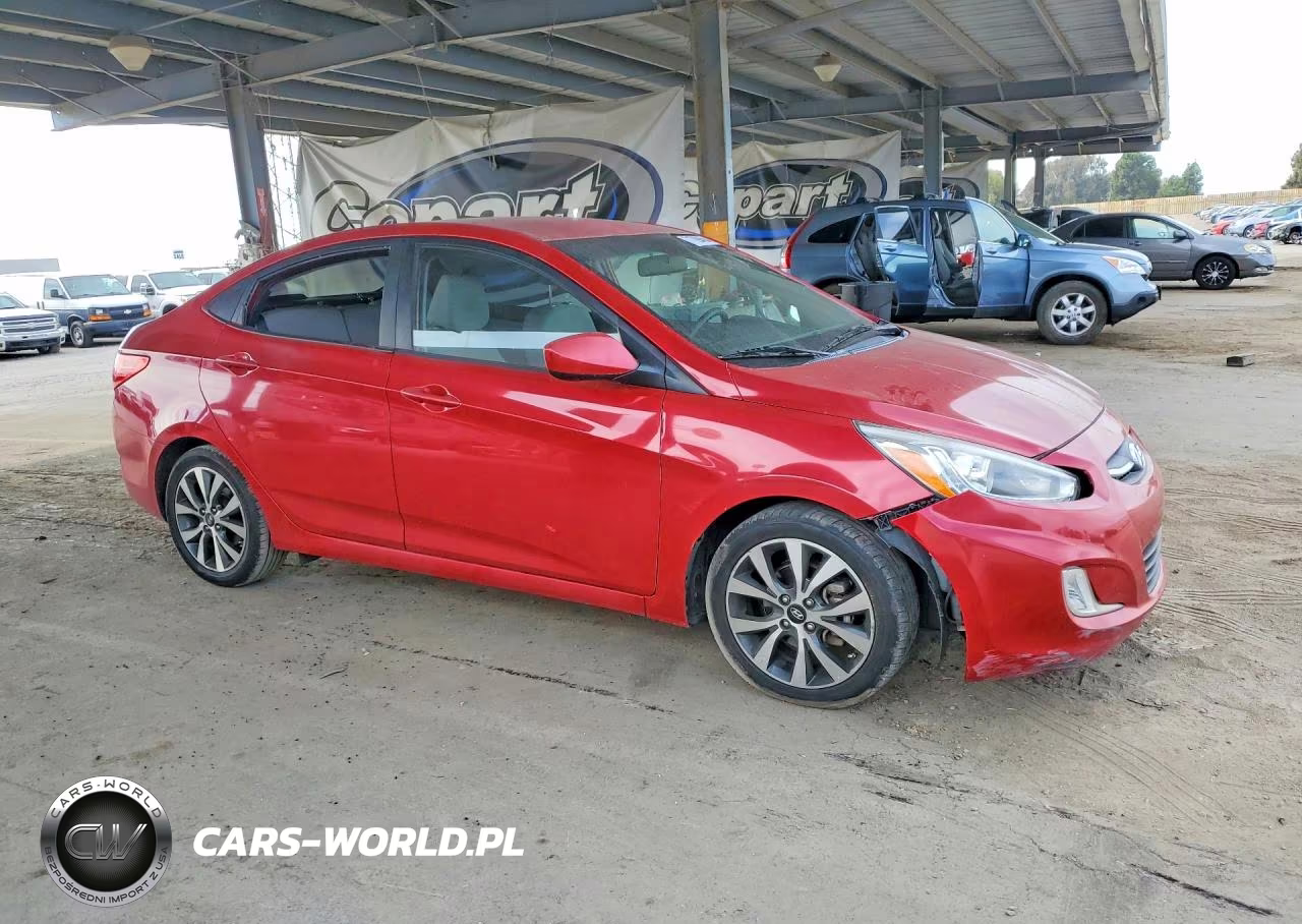 2015 Hyundai Accent Gls VIN:KMHCU4AE4FU907818 - 4