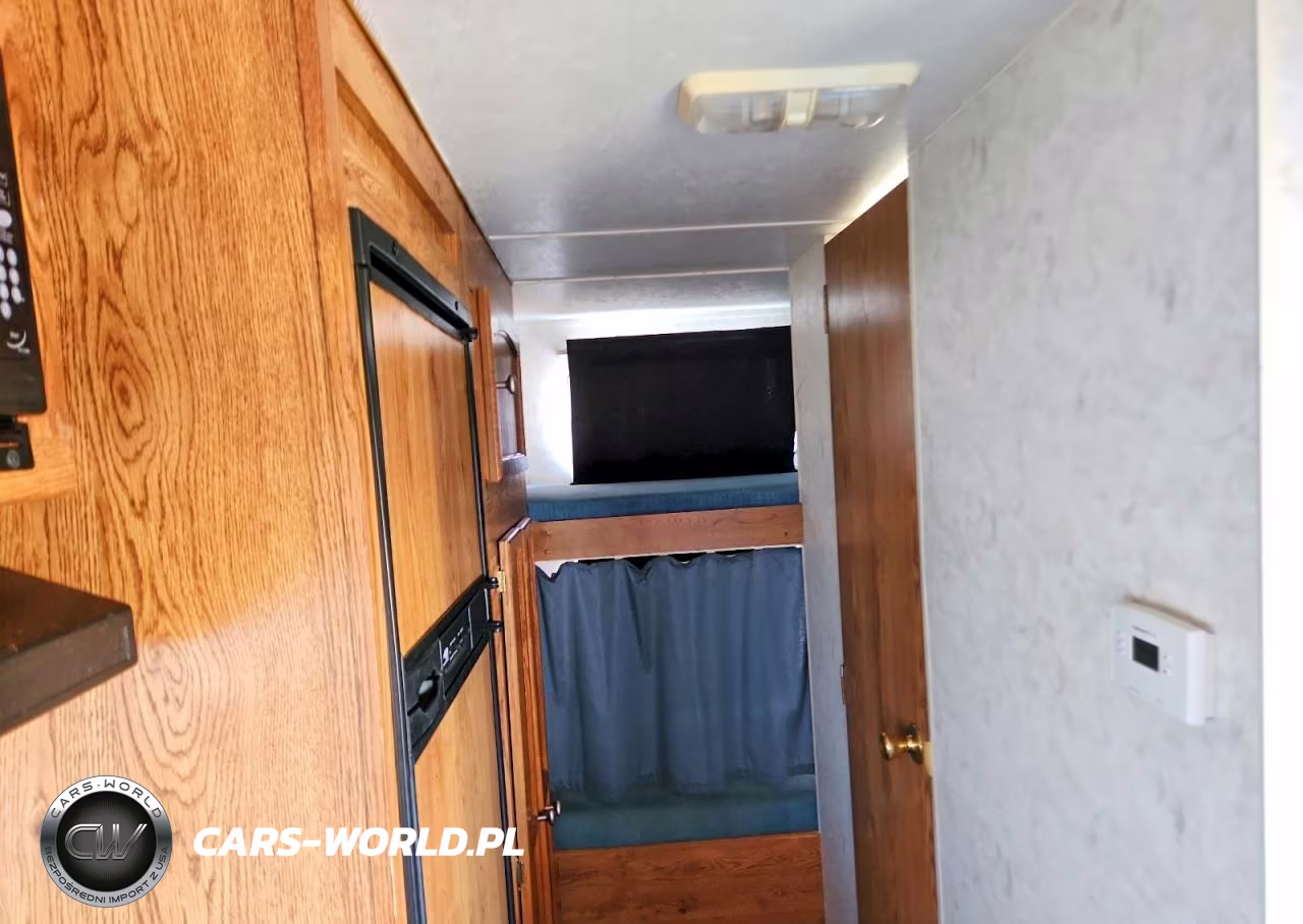 2003 Thor Trailers VIN:4PXT3252131024510 - 5