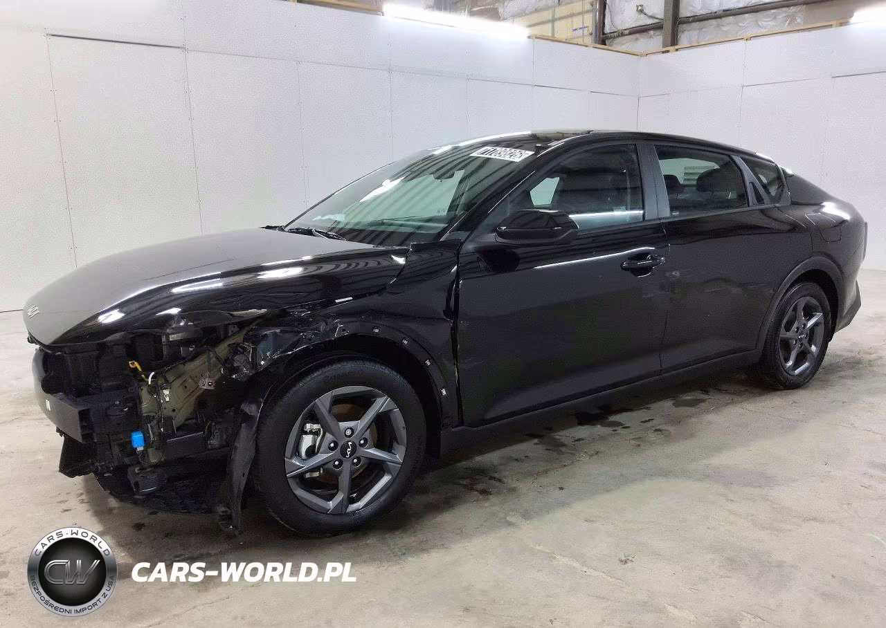 2026 Kia K4 Lxs VIN:3KPFT4DE0TE322292 - 1