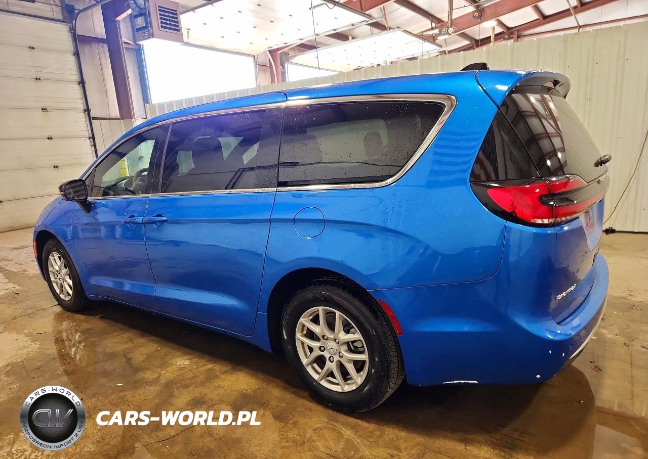 2026 Chrysler Pacifica Select VIN:2C4RC1BG3TR277671 - 2