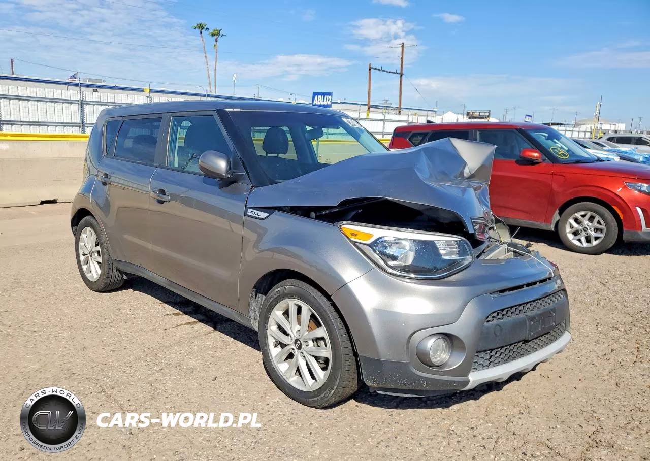 2019 Kia Soul + VIN:KNDJP3A55K7656054 - 4