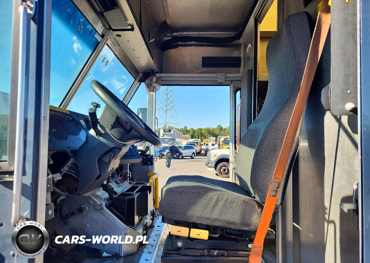 2020 Ford F59 Delivery Truck VIN:1F65F5KN6L0A08492 - 7