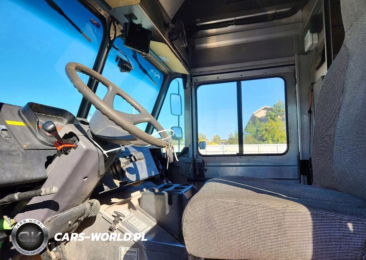 2020 Freightliner Mt45G Chassis Delivery Truck VIN:4UZAC2EA5LCMH8031 - 7