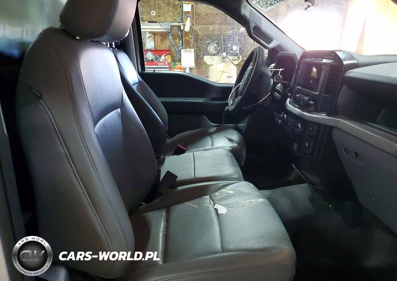 2023 Ford F150 VIN:1FTMF1EB9PKE30186 - 10
