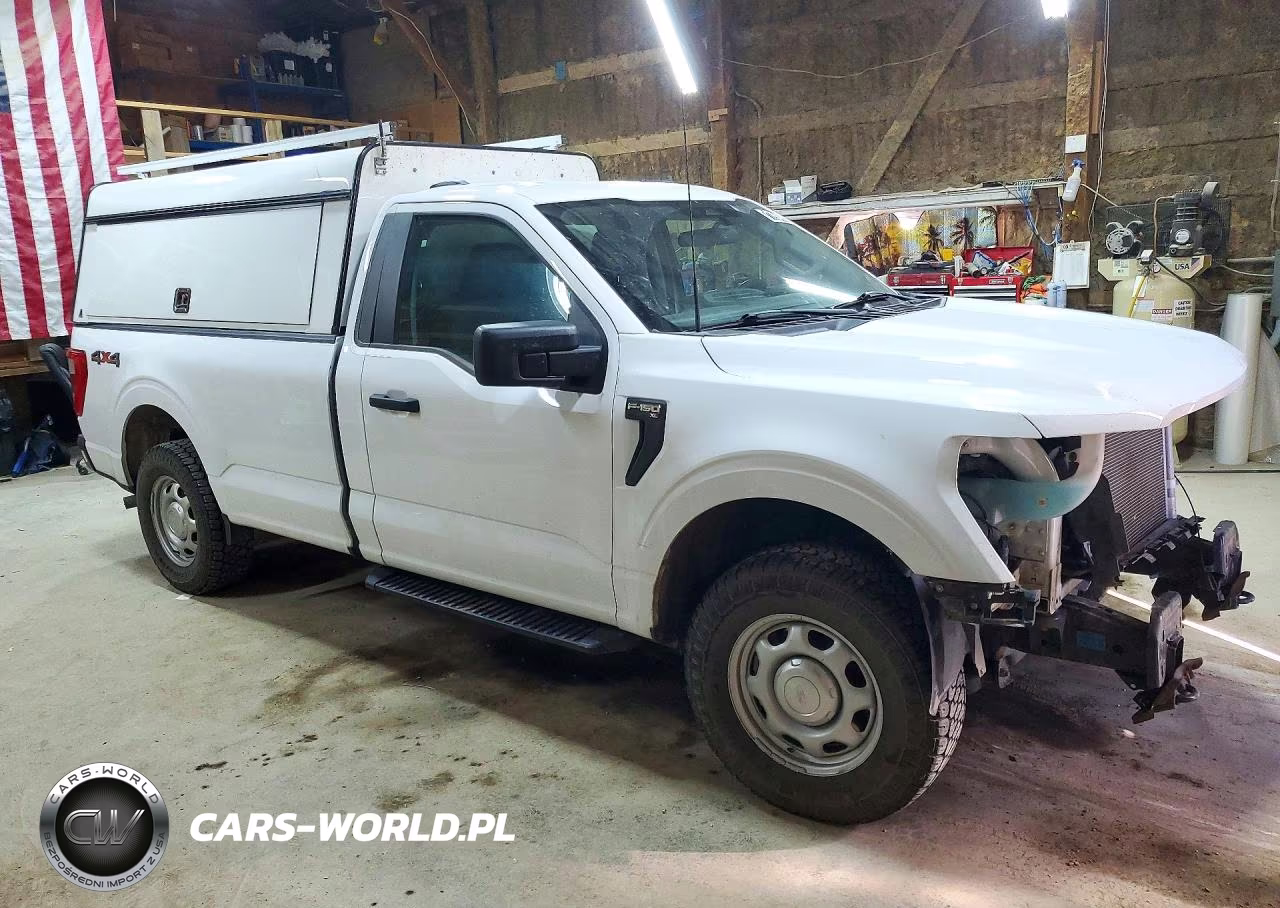 2023 Ford F150 VIN:1FTMF1EB9PKE30186 - 4